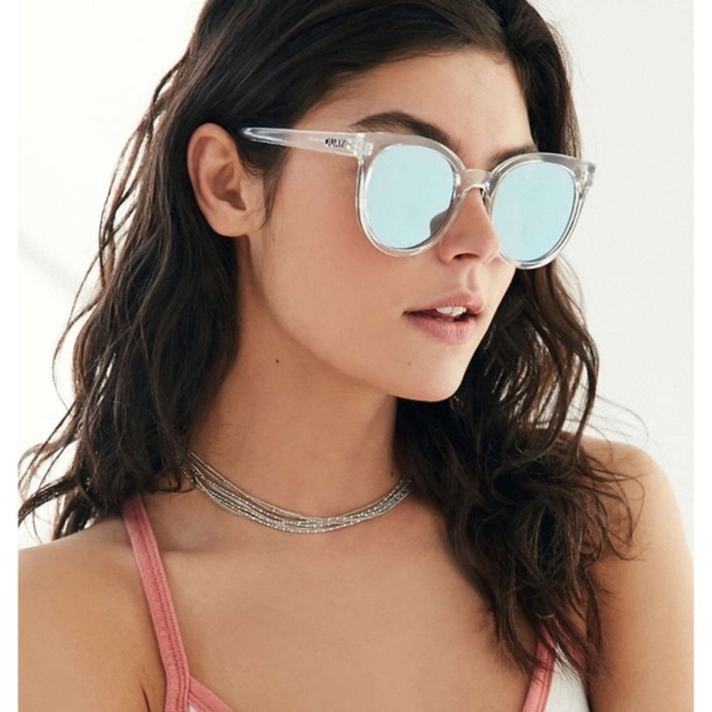 Quay Like Wow Mirrored sunglasses